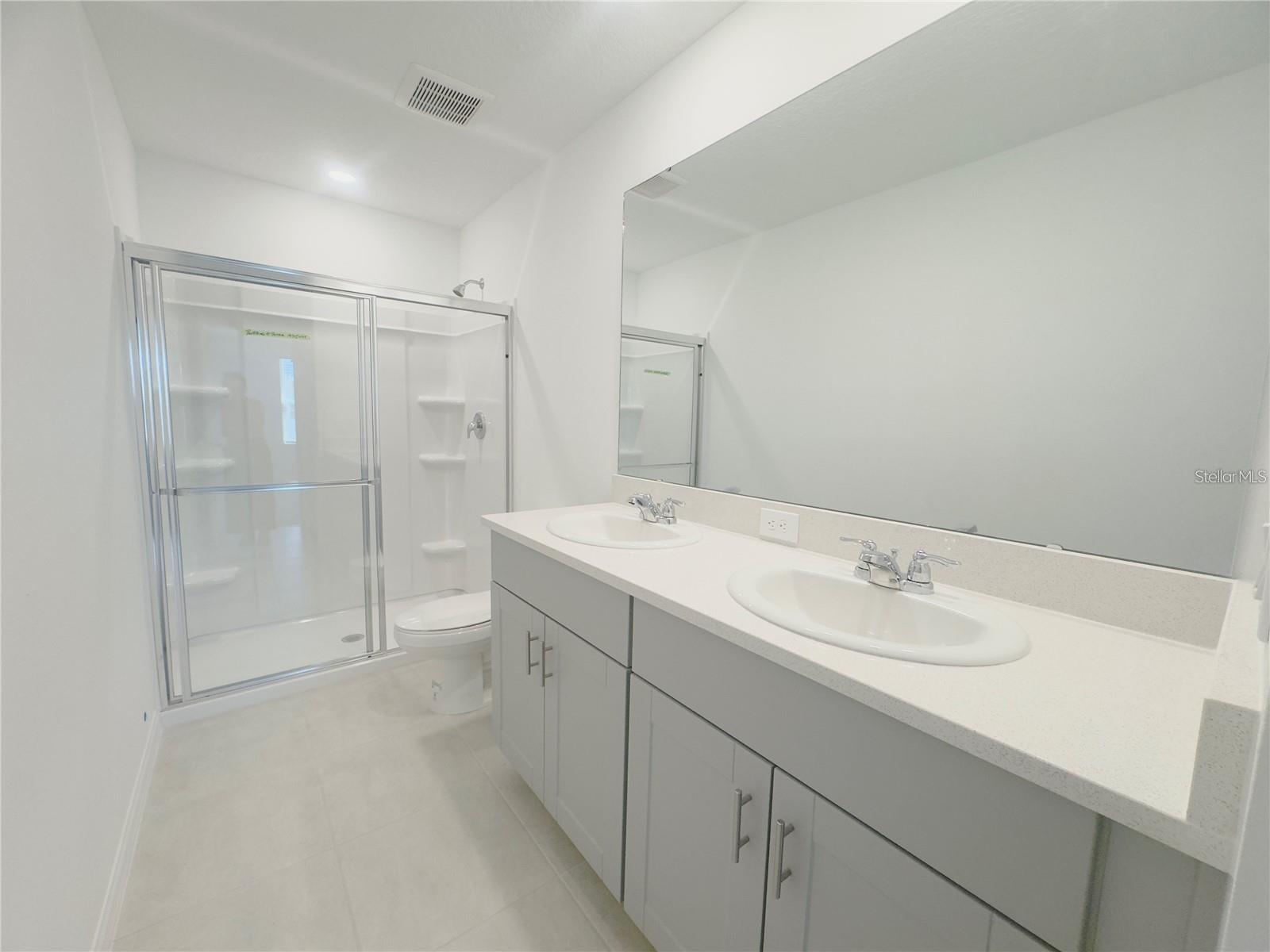 WEST VIEW - Residential Lease