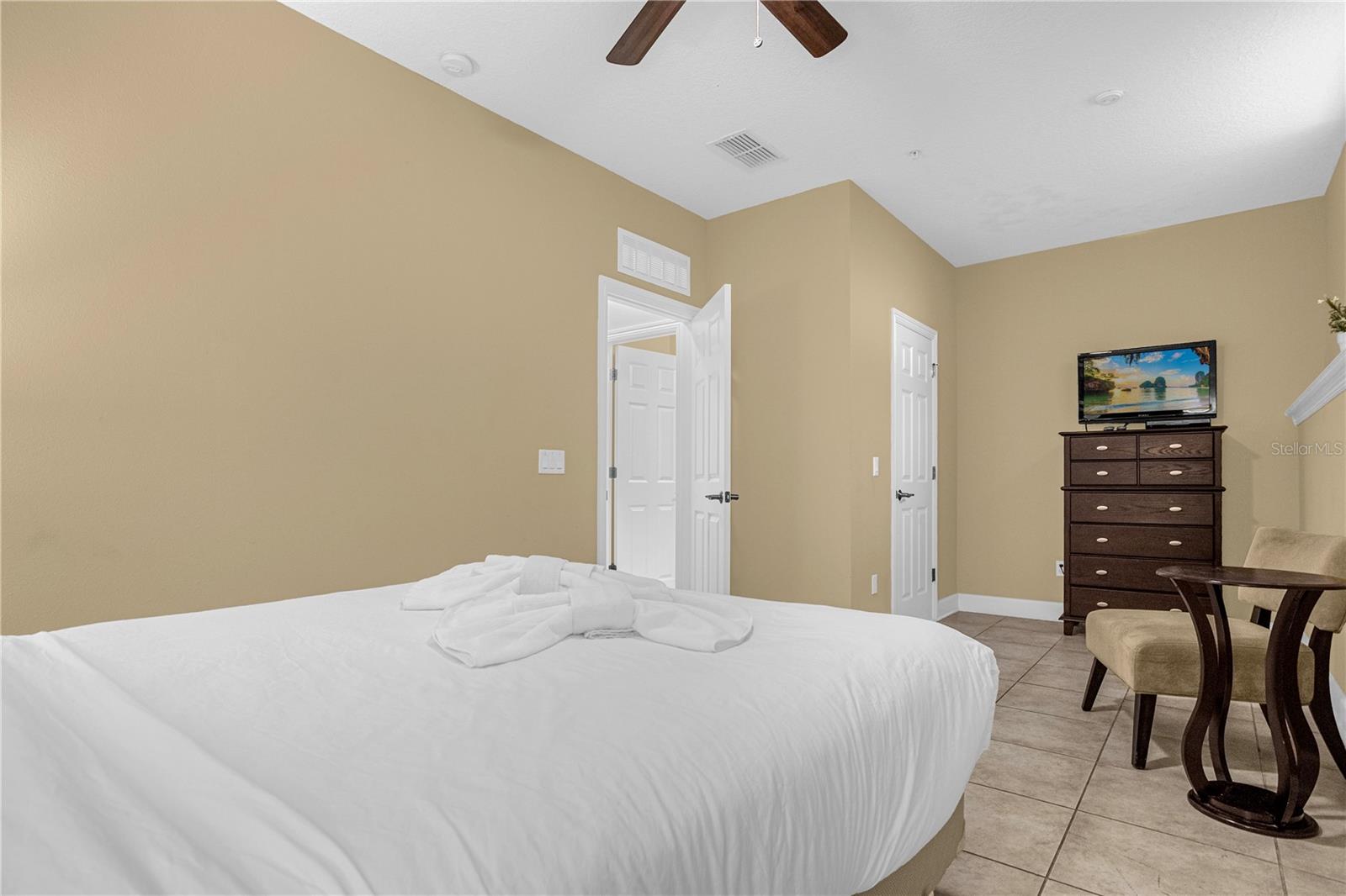 ENCHANTED GDN 1 CONDO BLDG 109 - Residential