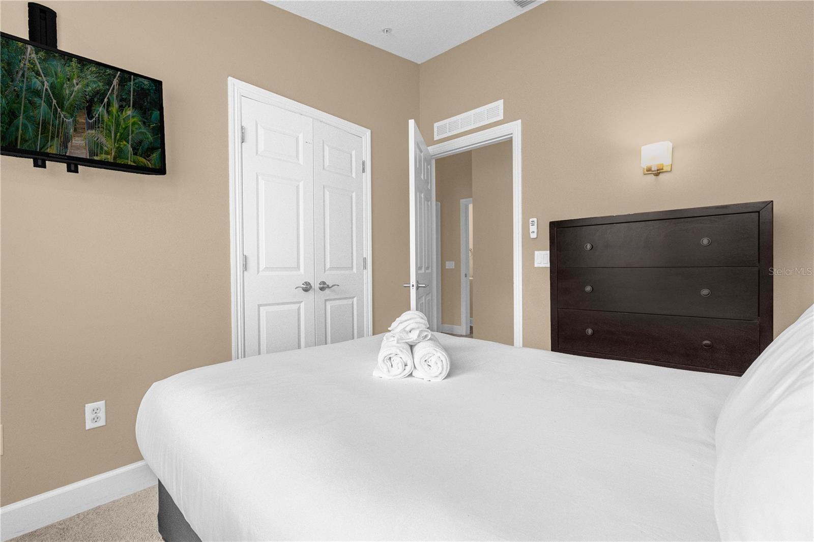 ENCHANTED GDN 1 CONDO BLDG 109 - Residential