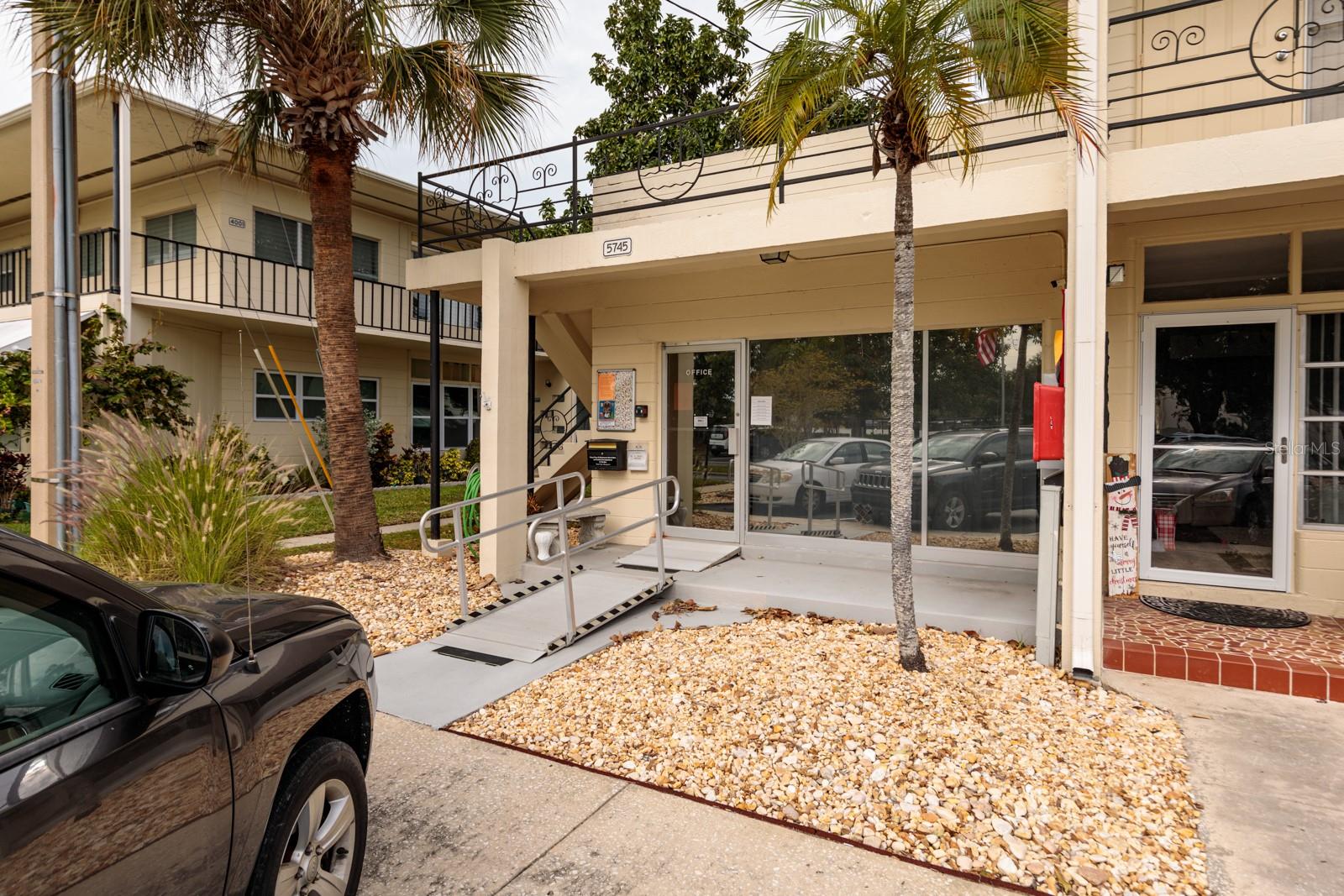 CLEARVIEW OAKS BLDG 26 - Residential