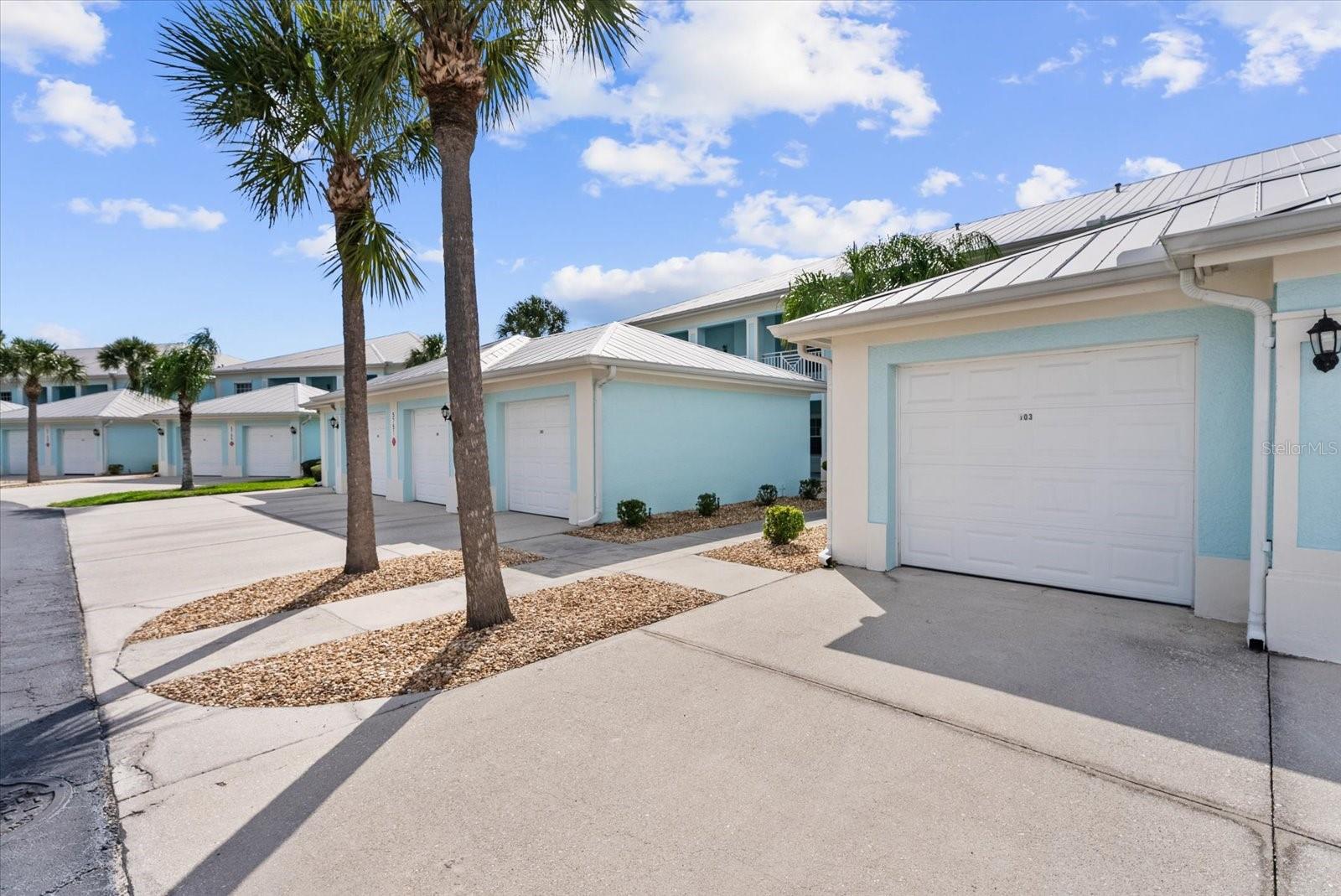 COLONY AT SABAL TRACE PH 01 - Residential
