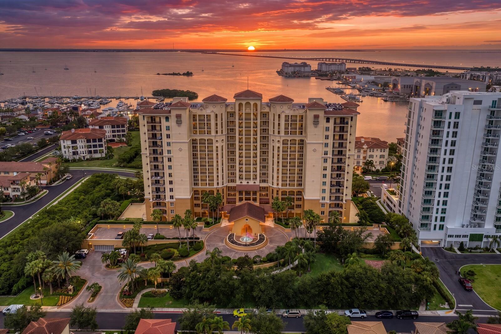 CASTILLO AT WESTSHORE YACHT CL - Residential