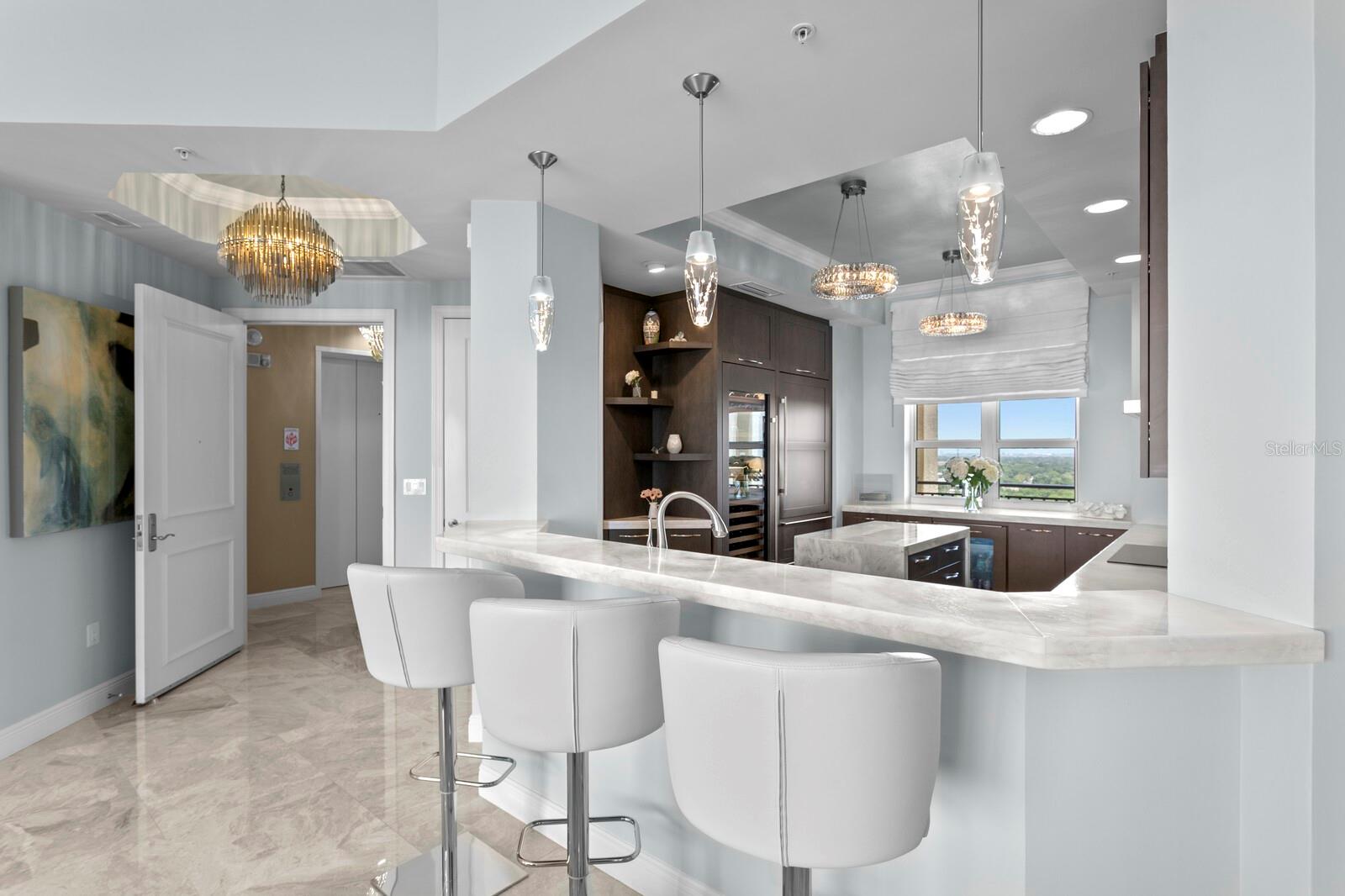 CASTILLO AT WESTSHORE YACHT CL - Residential