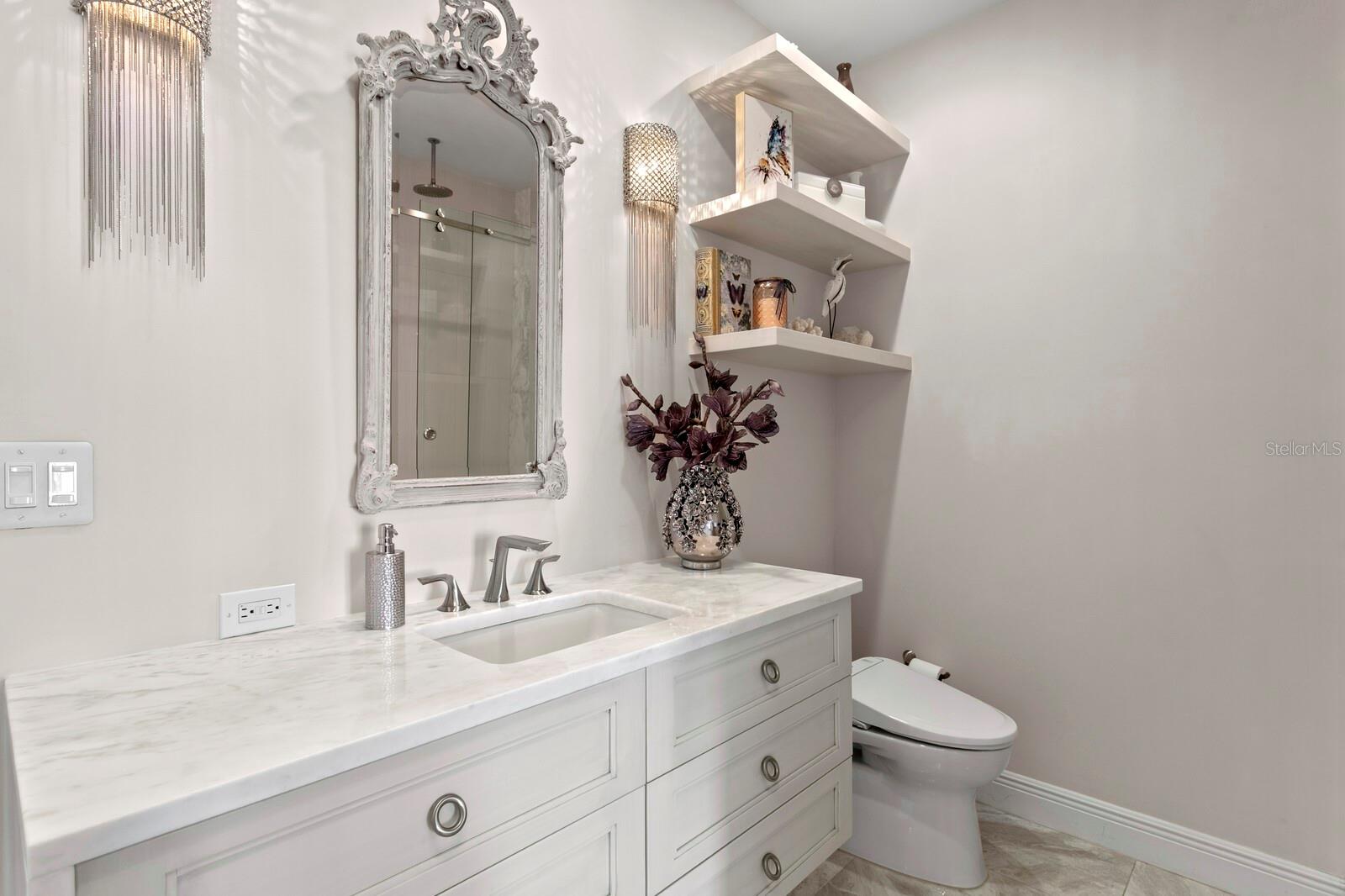 CASTILLO AT WESTSHORE YACHT CL - Residential