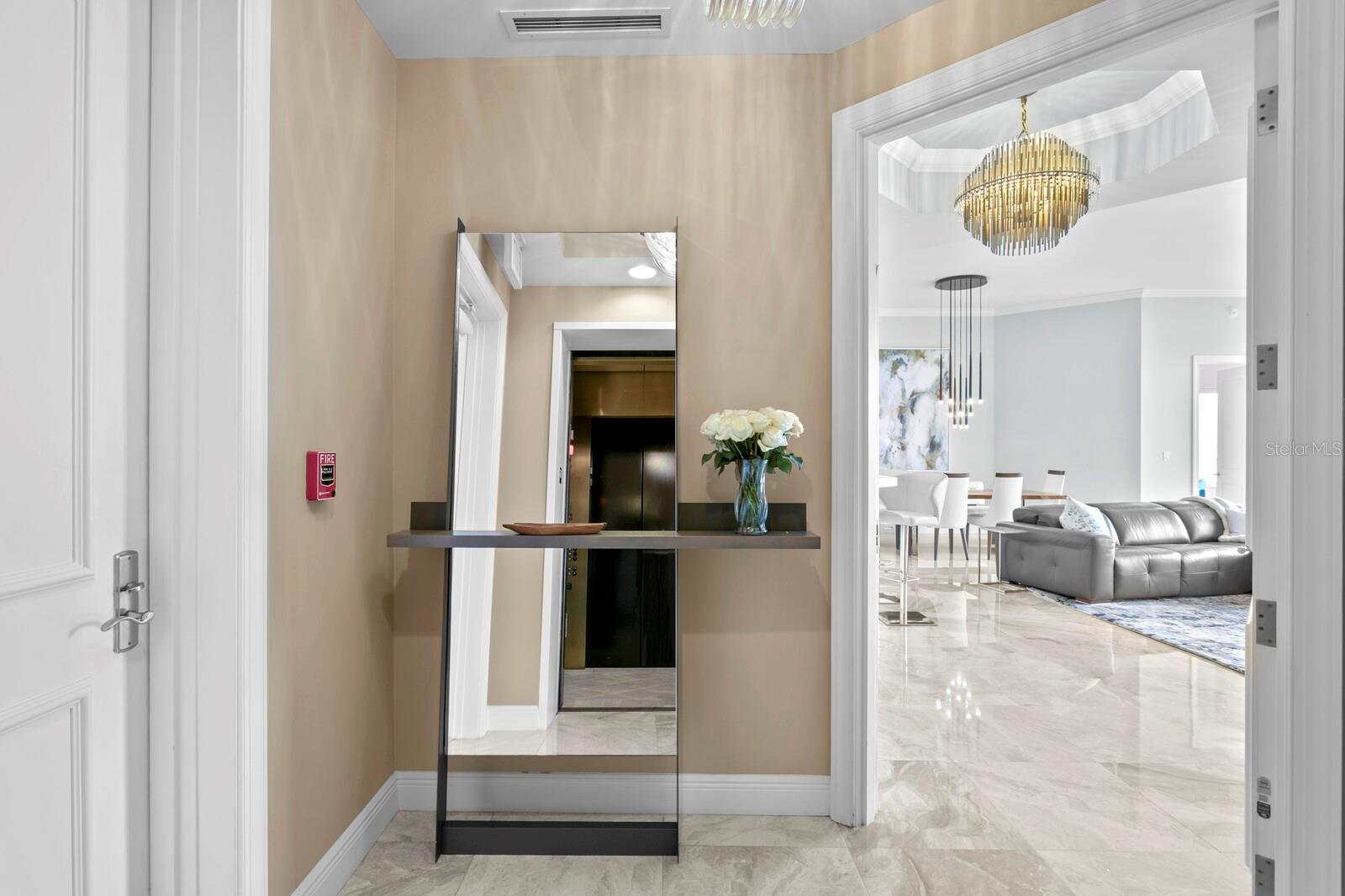 CASTILLO AT WESTSHORE YACHT CL - Residential
