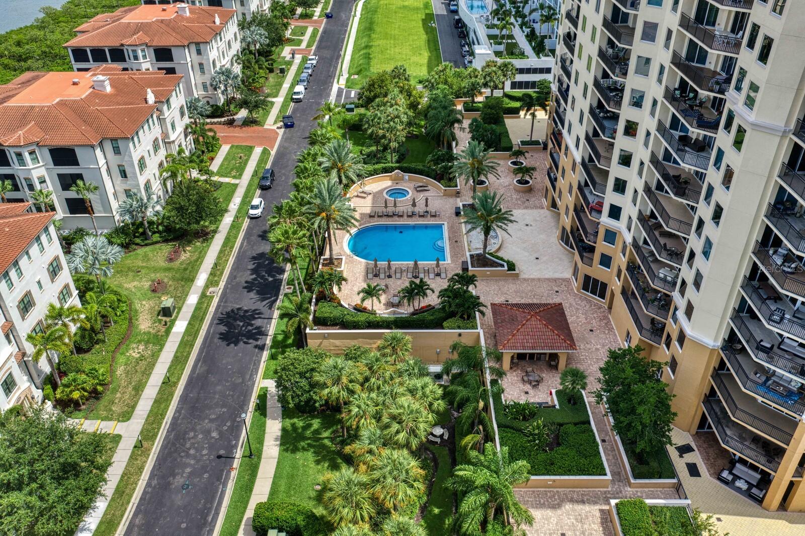 CASTILLO AT WESTSHORE YACHT CL - Residential