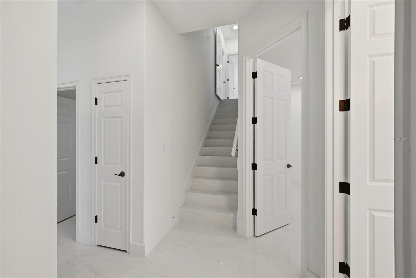 PHILLIPS BLVD VILLAGE VISTAME - Residential Lease