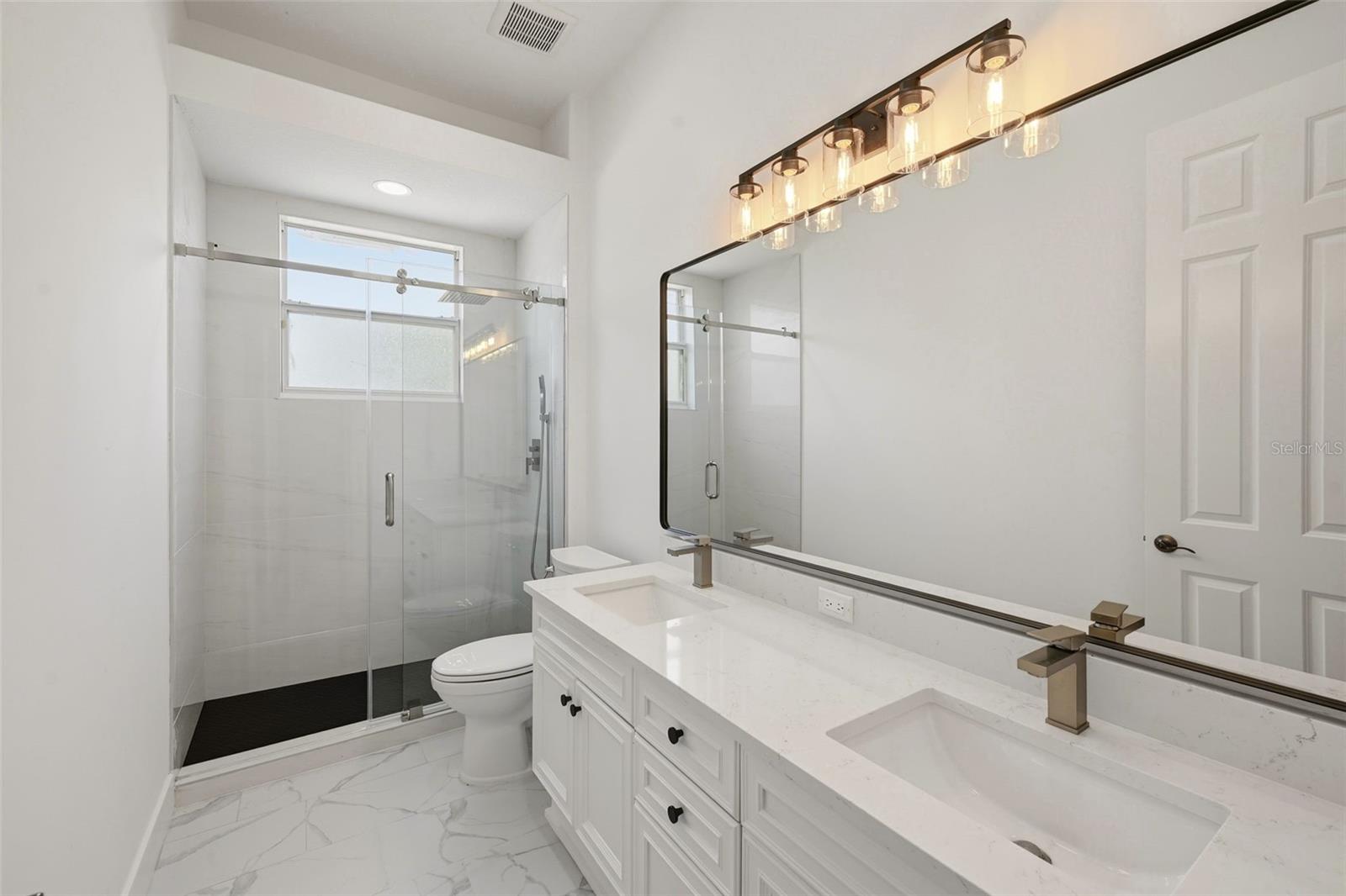 PHILLIPS BLVD VILLAGE VISTAME - Residential Lease