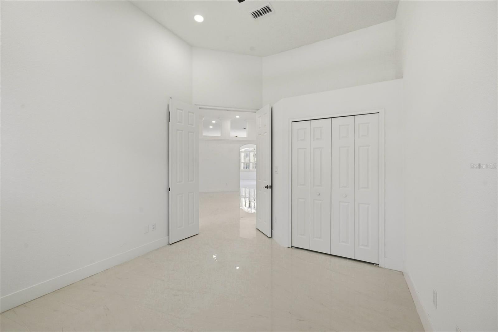 PHILLIPS BLVD VILLAGE VISTAME - Residential Lease