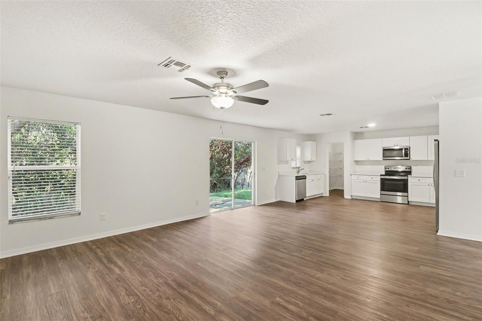 WATERFORD TRAILS PH 2 EAST VLG - Residential
