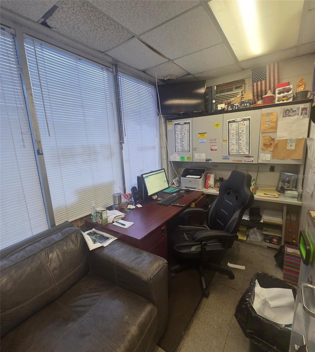 DOVER OAKS - Commercial Sale
