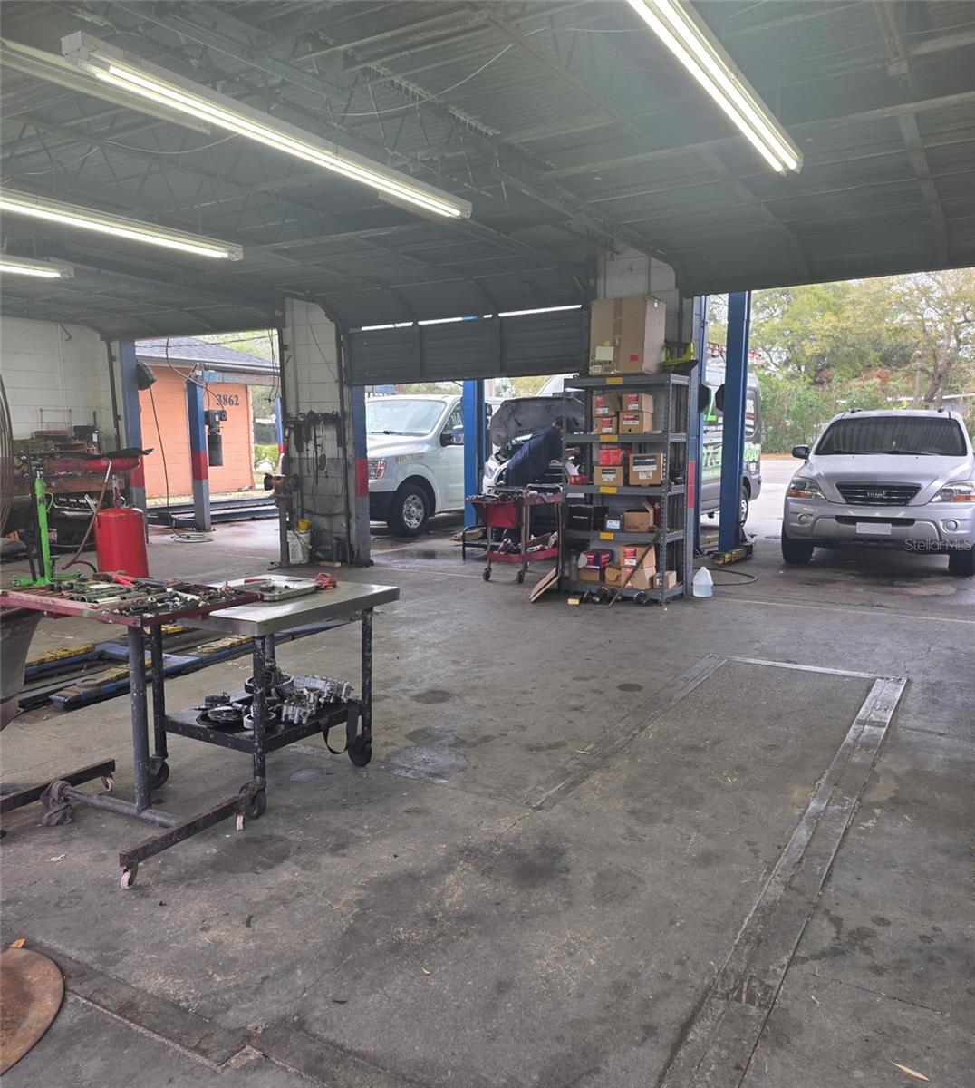 DOVER OAKS - Commercial Sale