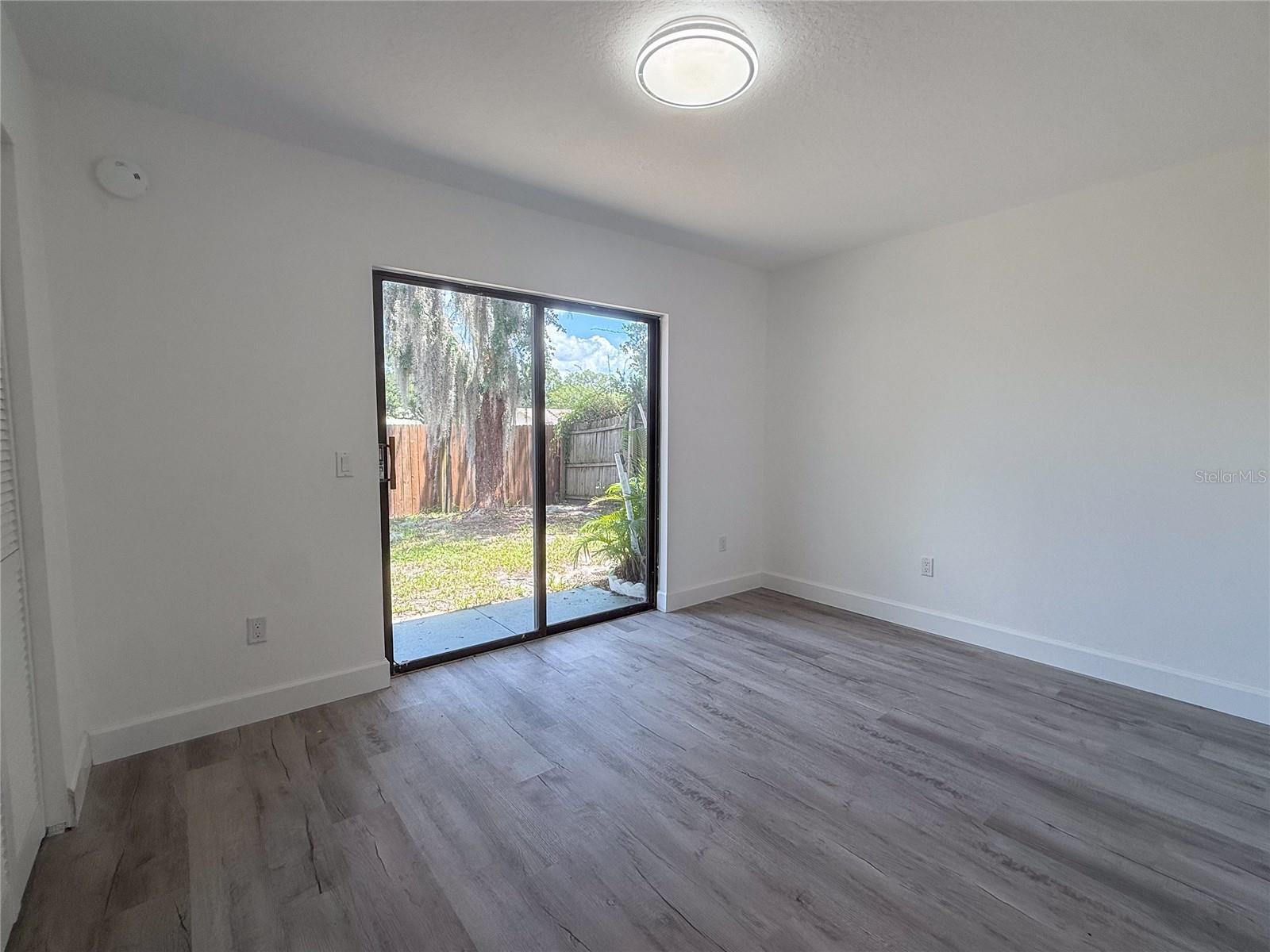 HEATHER GLEN - Residential