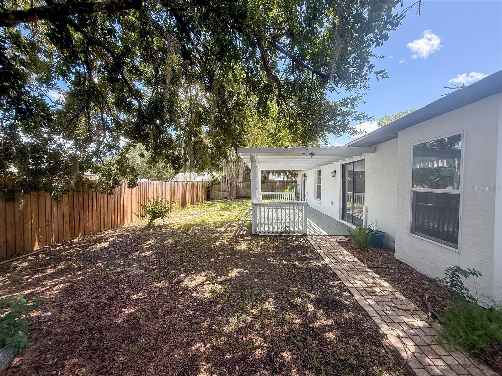 HEATHER GLEN - Residential