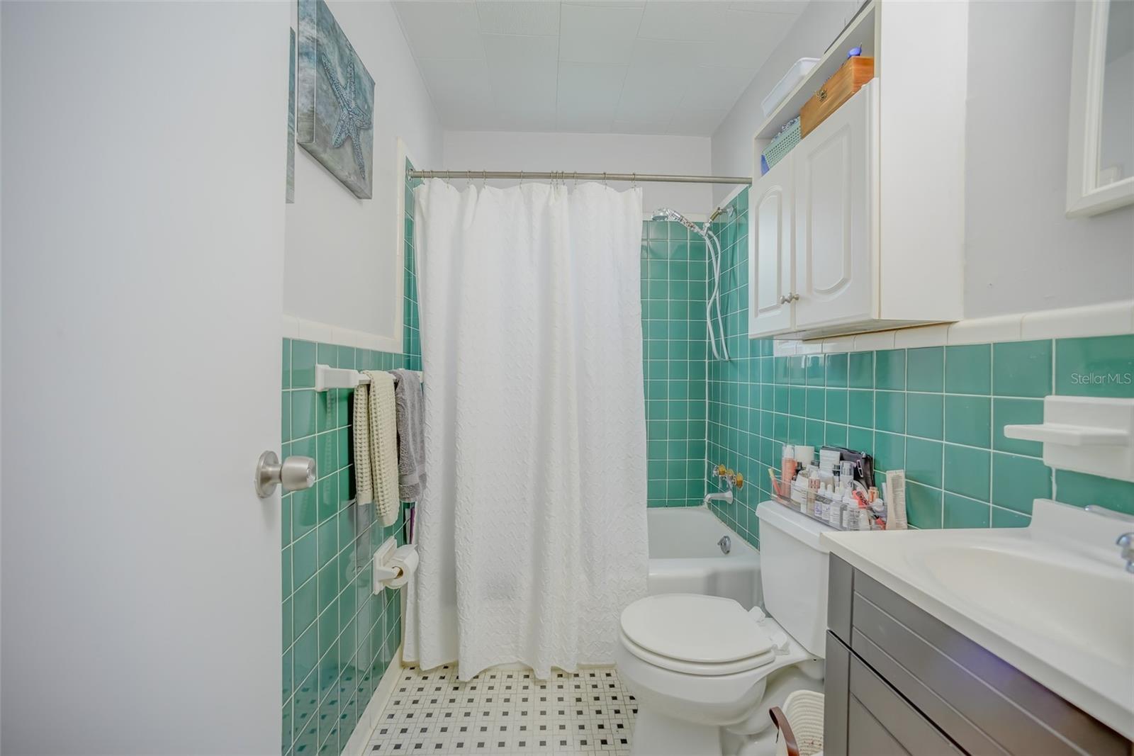 VETERAN PARK - Residential Income