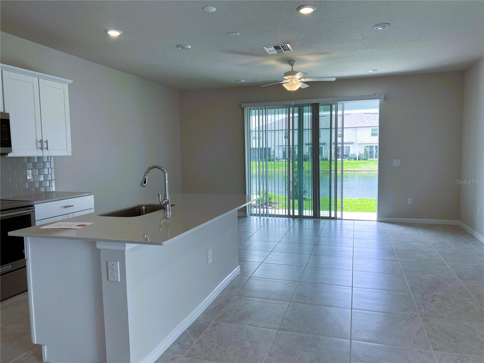 OAKSTEAD TWNHMS - Residential