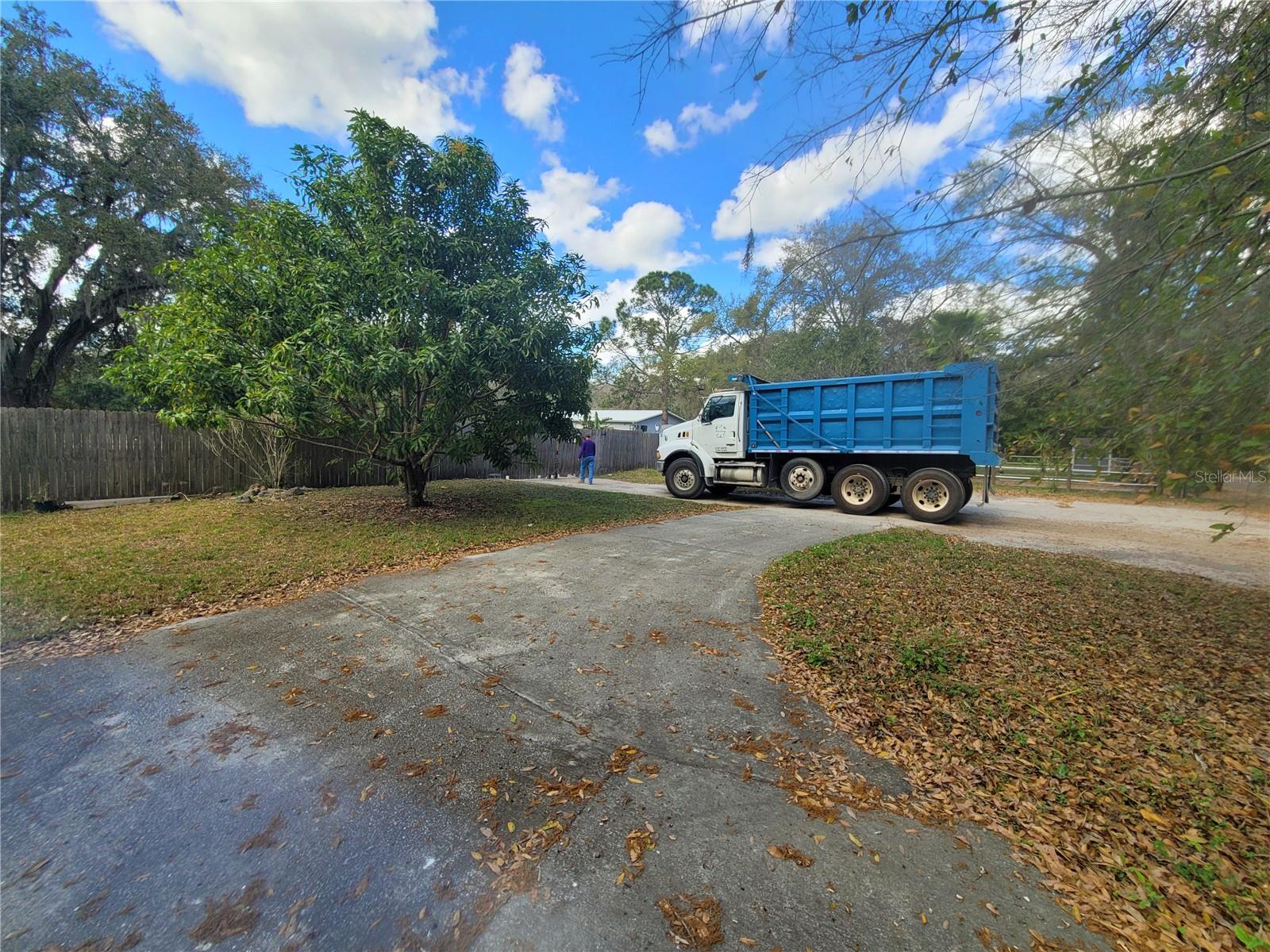 ACREAGE & UNREC - Commercial Sale