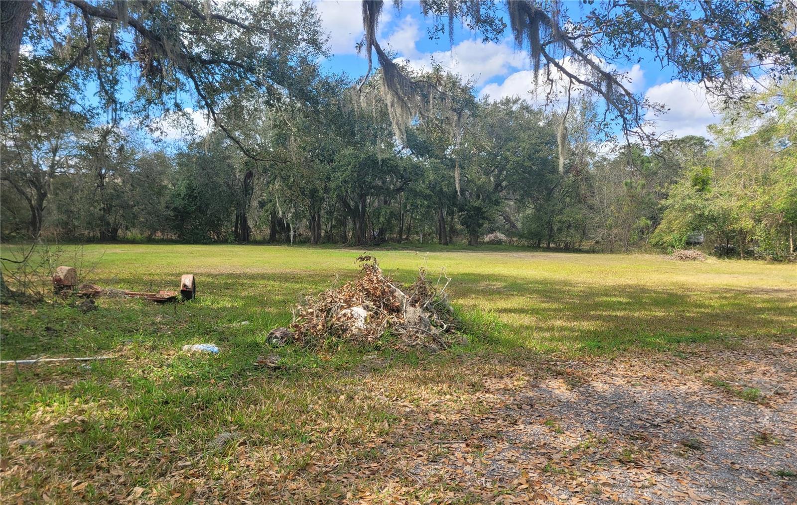 ACREAGE & UNREC - Commercial Sale