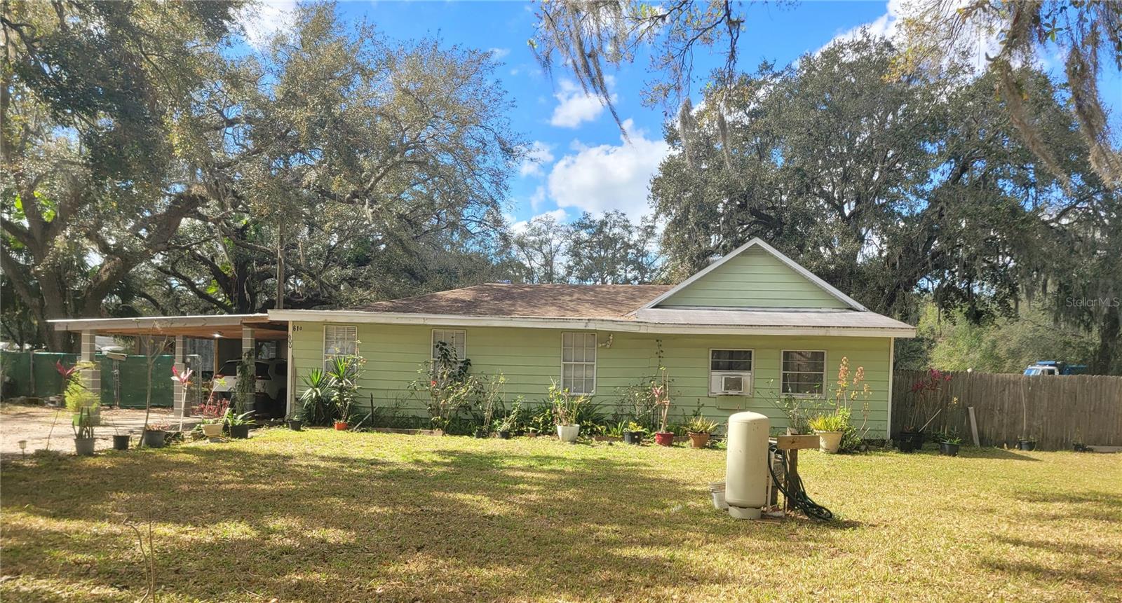 ACREAGE & UNREC - Commercial Sale