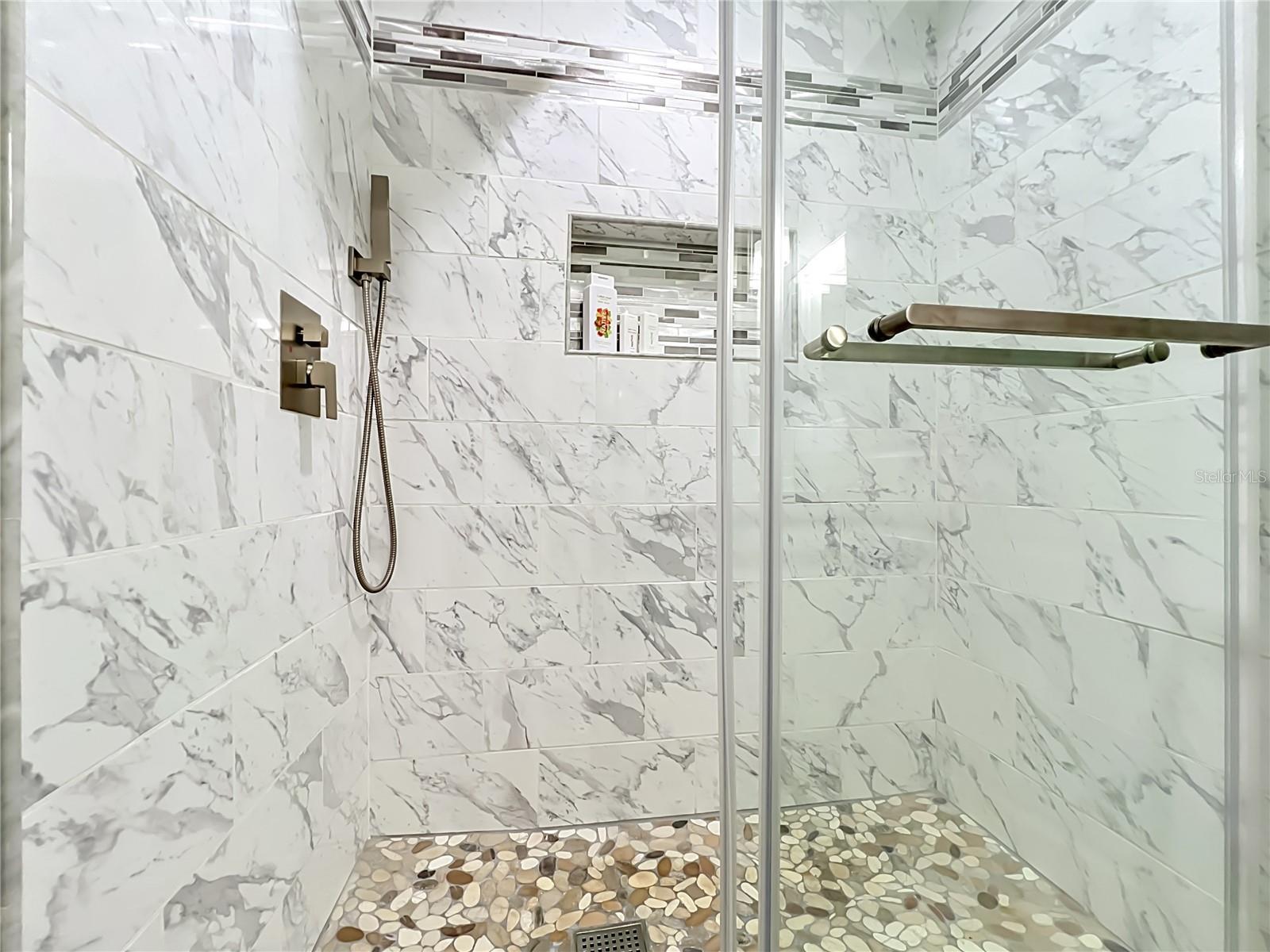 STONEYBROOK UN X1 - Residential