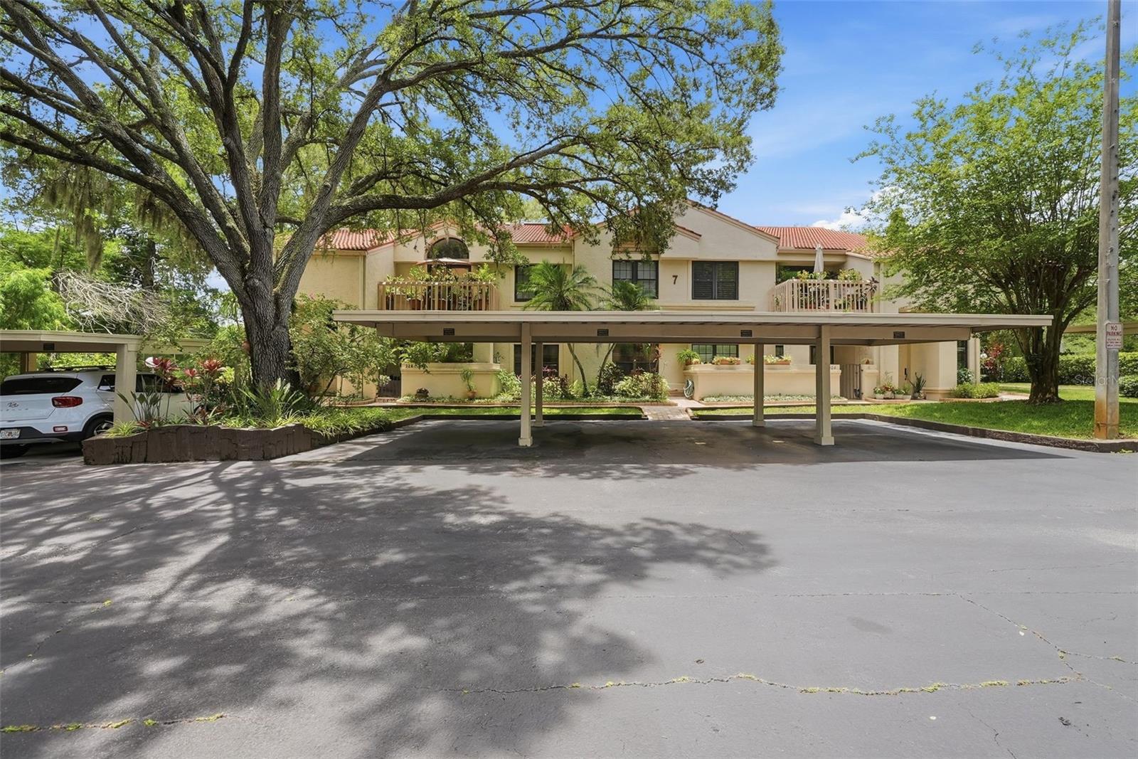 LOS PRADOS CONDO - Residential