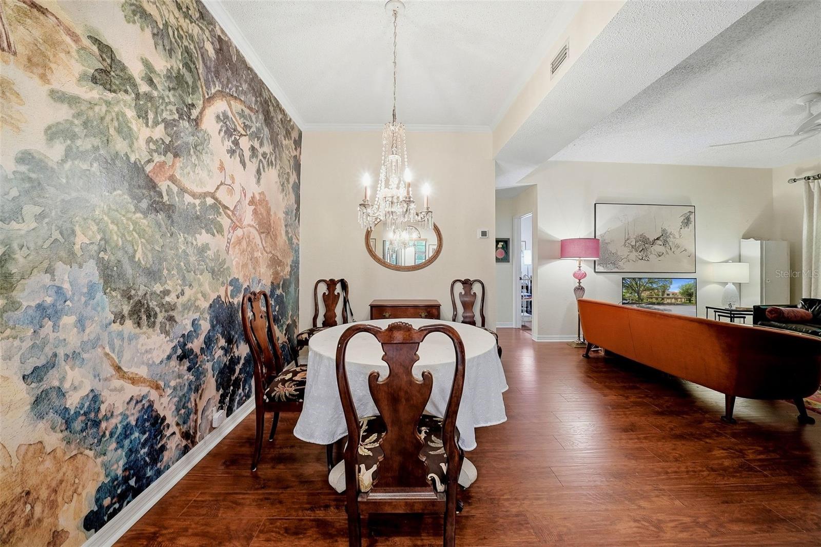 LOS PRADOS CONDO - Residential