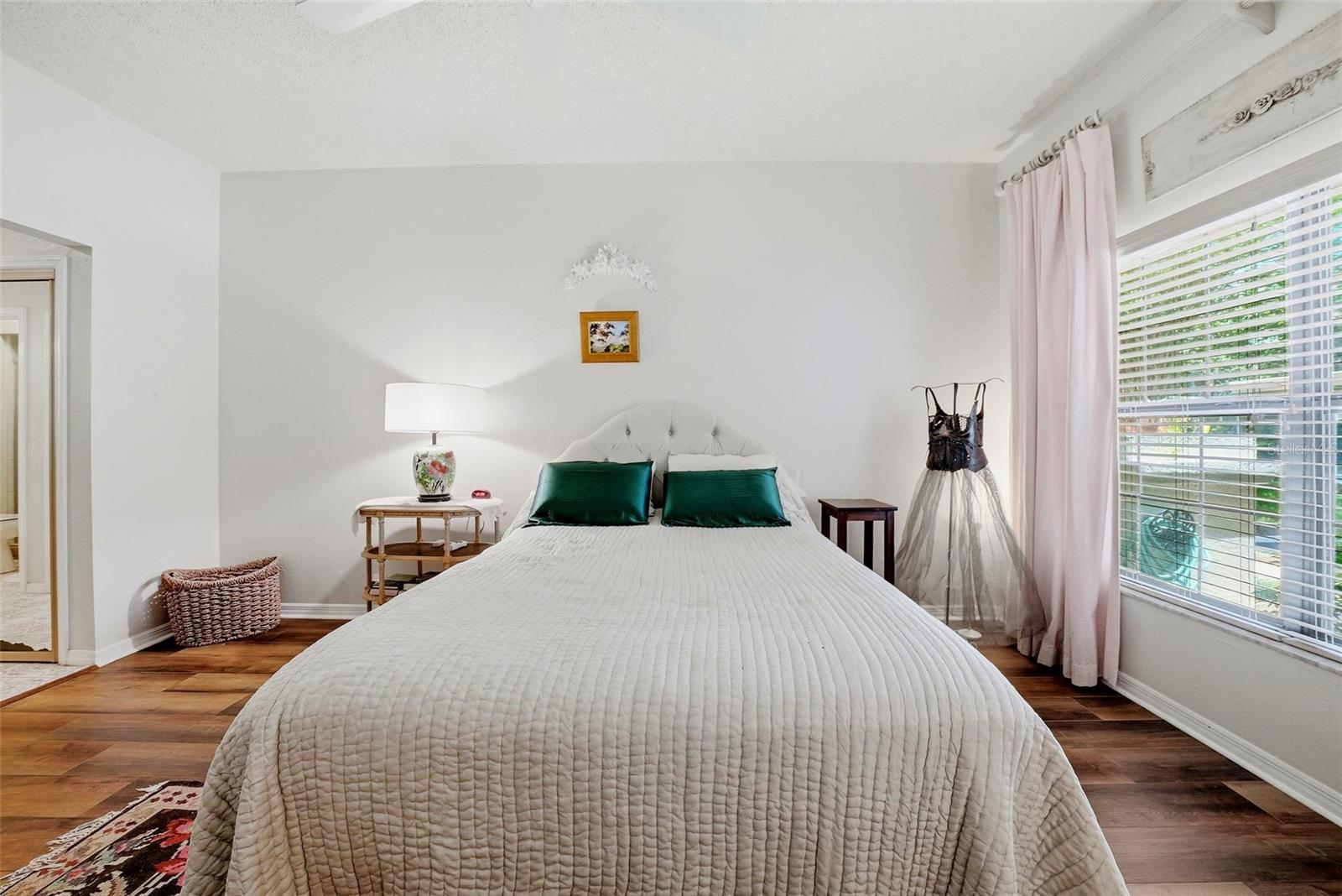 LOS PRADOS CONDO - Residential