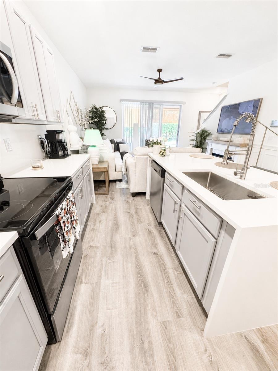 FELTRIM RESERVE - Residential Lease