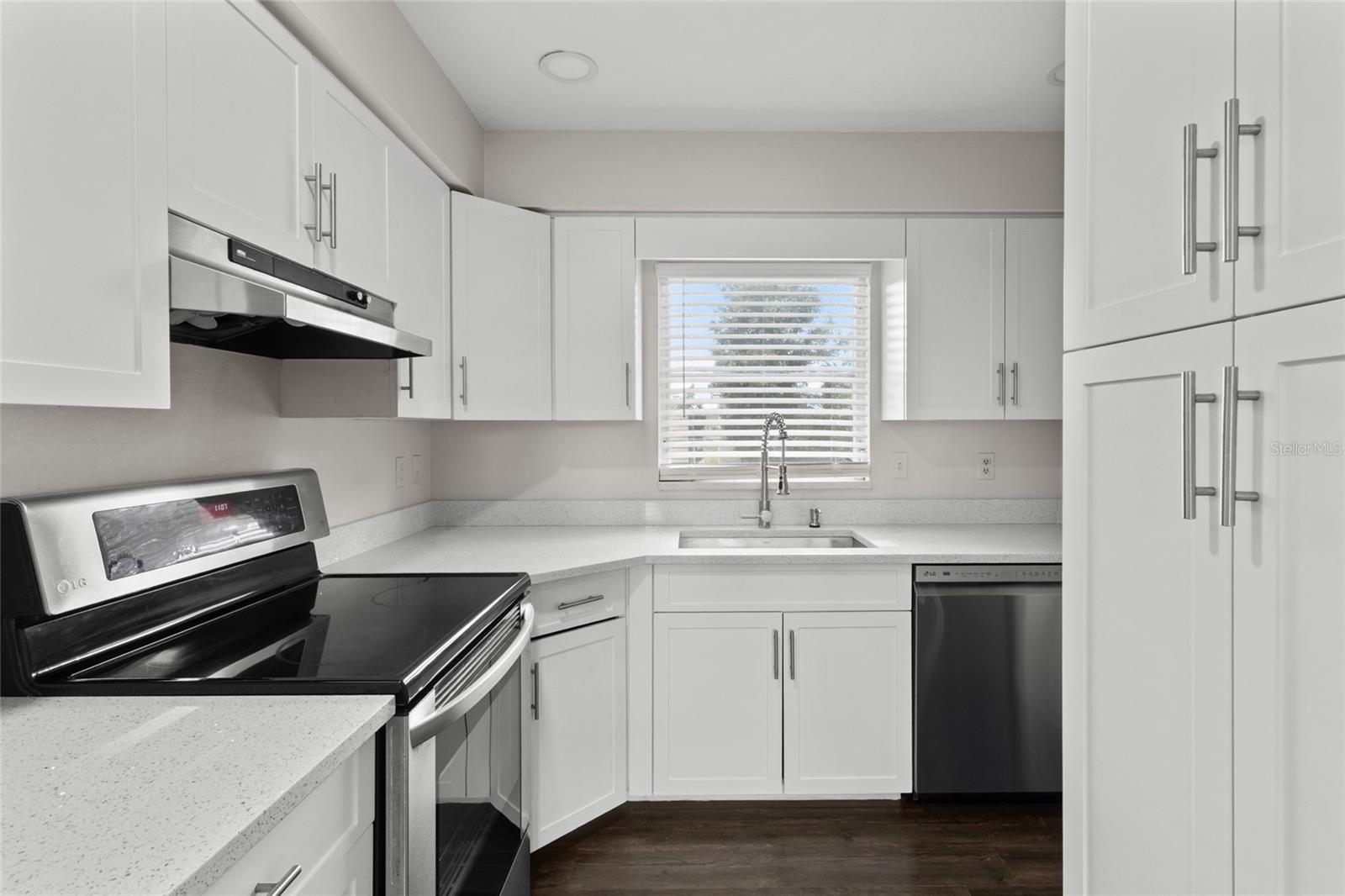 RIDGEWOOD ESTATES 14TH ADD - Residential