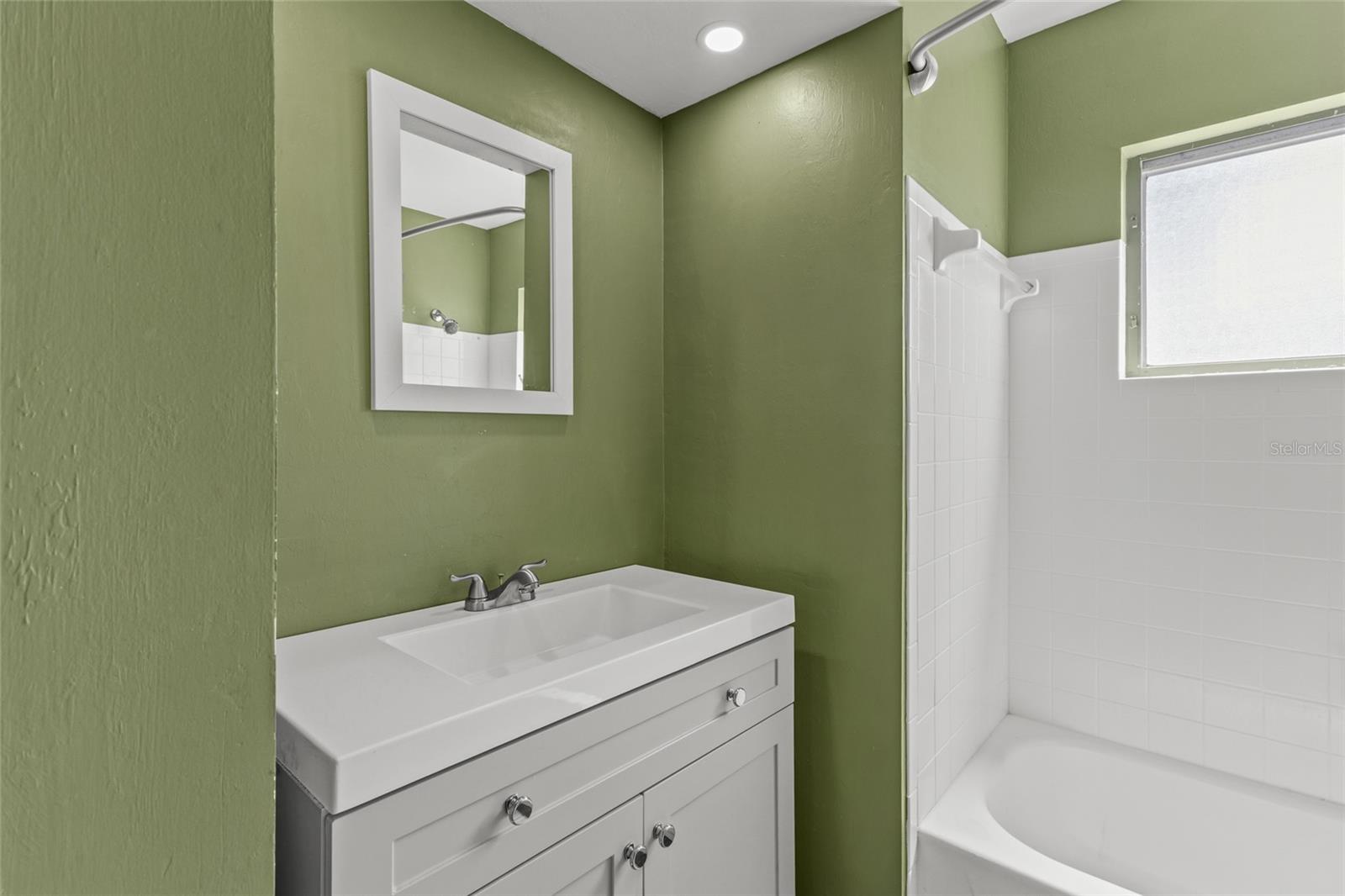 RIDGEWOOD ESTATES 14TH ADD - Residential