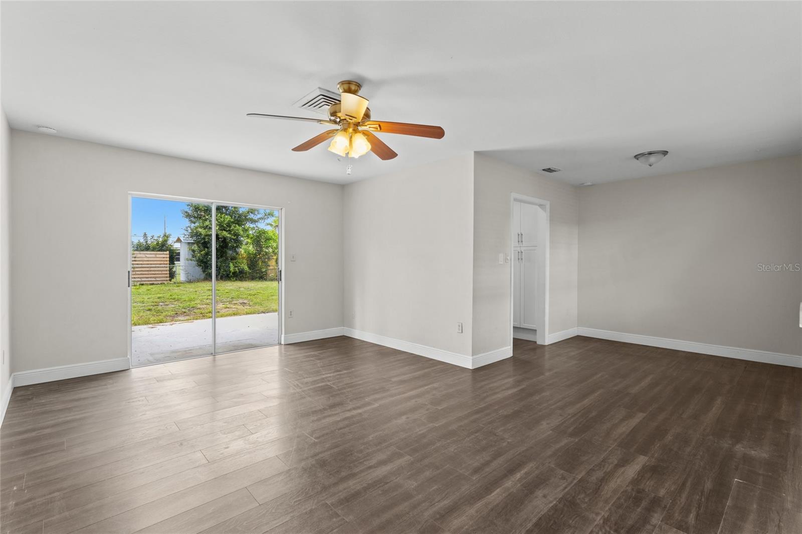 RIDGEWOOD ESTATES 14TH ADD - Residential