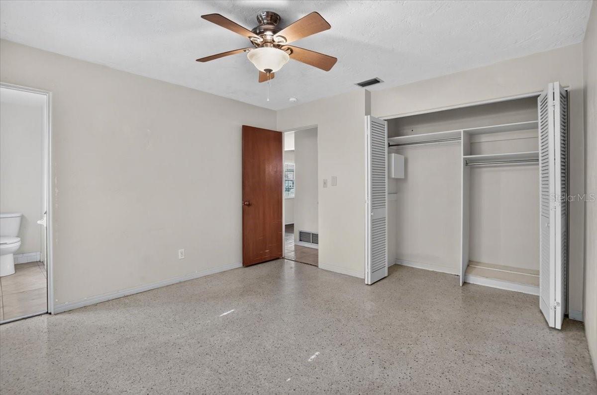 CROSSROADS ESTATES 2ND ADD - Residential