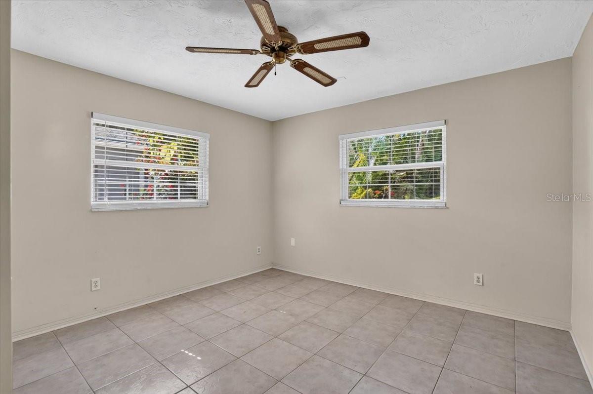 CROSSROADS ESTATES 2ND ADD - Residential