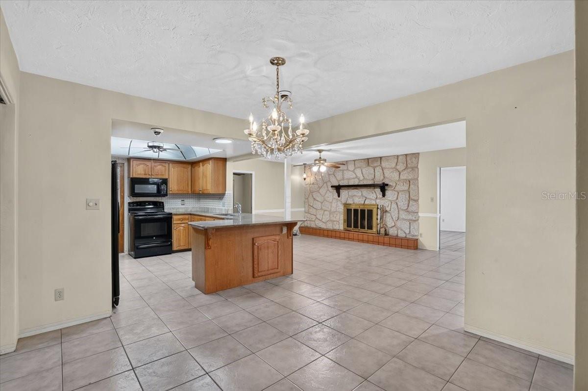 CROSSROADS ESTATES 2ND ADD - Residential