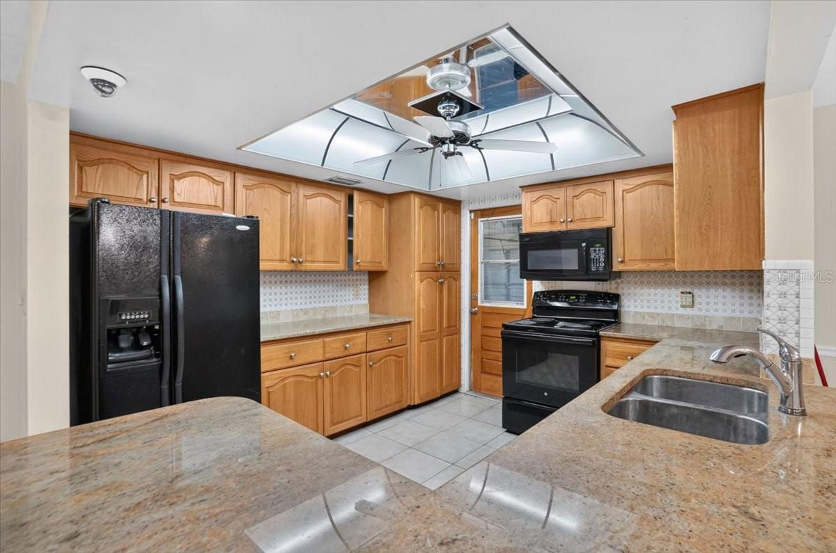 CROSSROADS ESTATES 2ND ADD - Residential