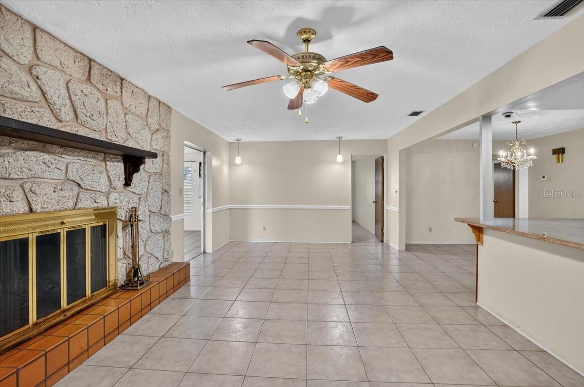 CROSSROADS ESTATES 2ND ADD - Residential