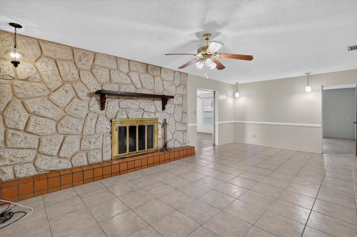 CROSSROADS ESTATES 2ND ADD - Residential