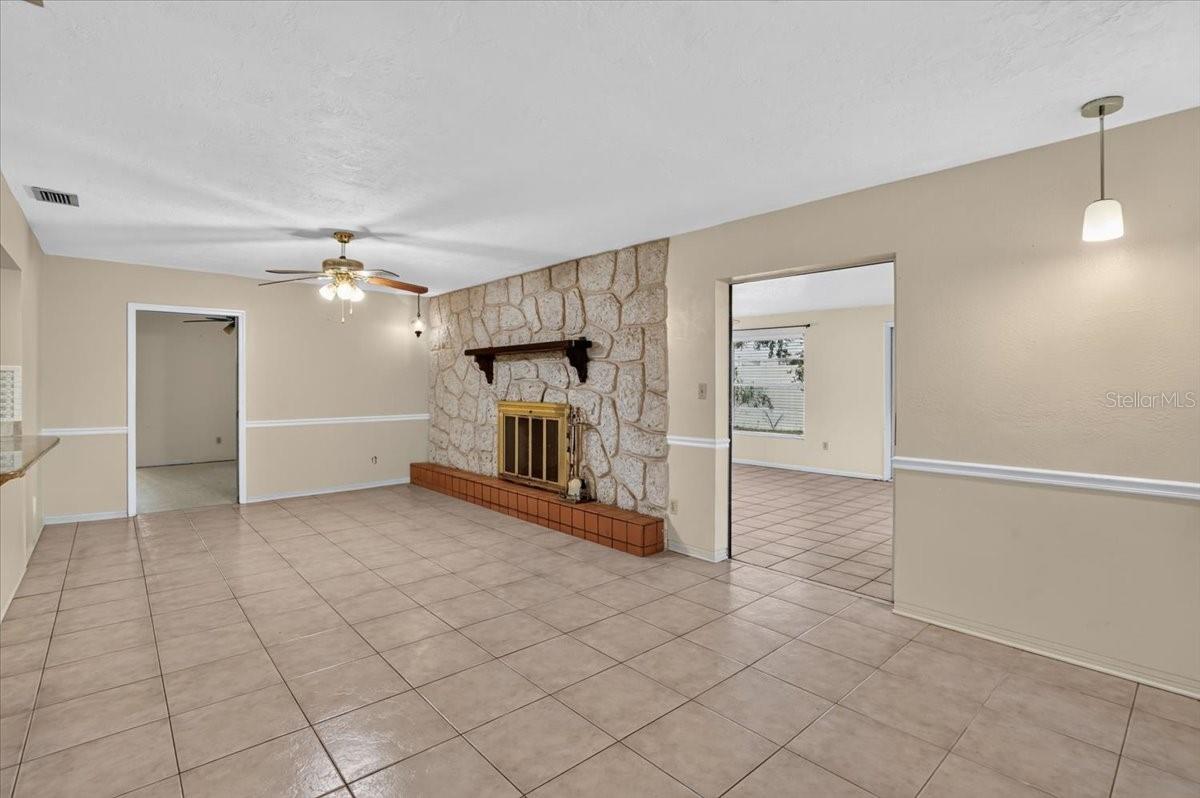 CROSSROADS ESTATES 2ND ADD - Residential