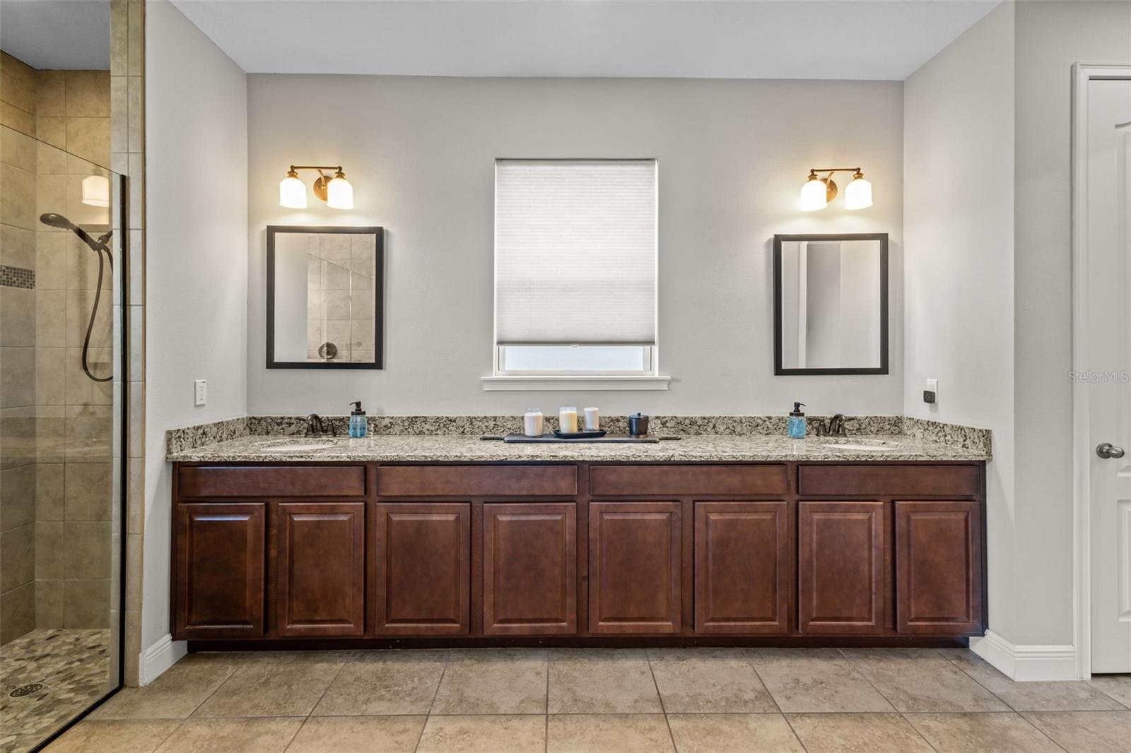 ASTURIA - Residential