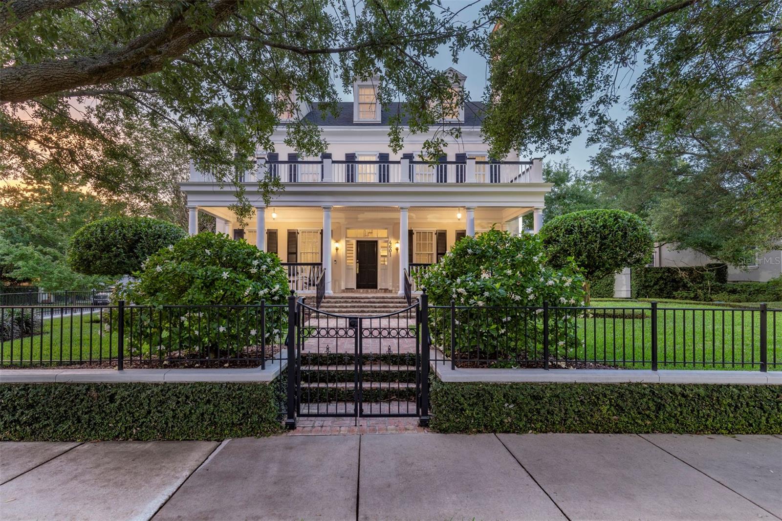 BALDWIN PARK - Residential