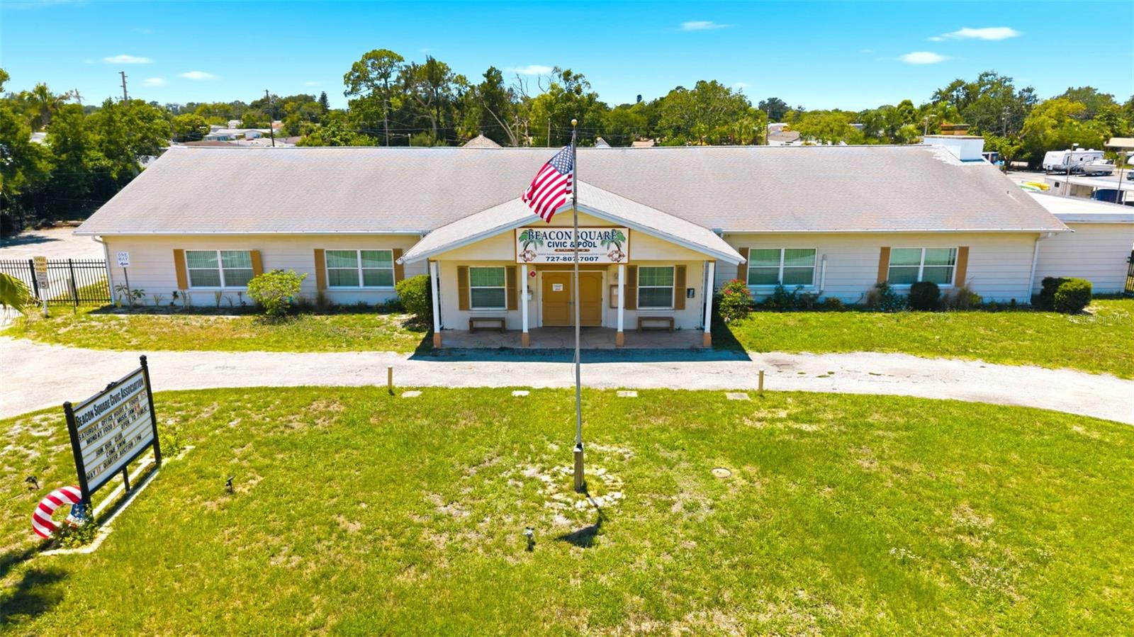 BEACON SQUARE - Residential