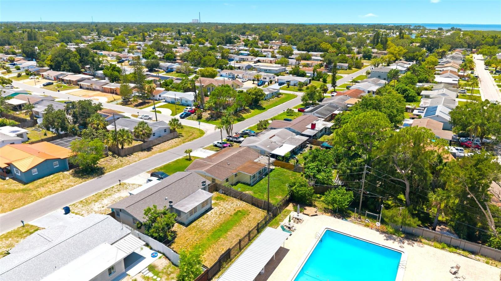 BEACON SQUARE - Residential