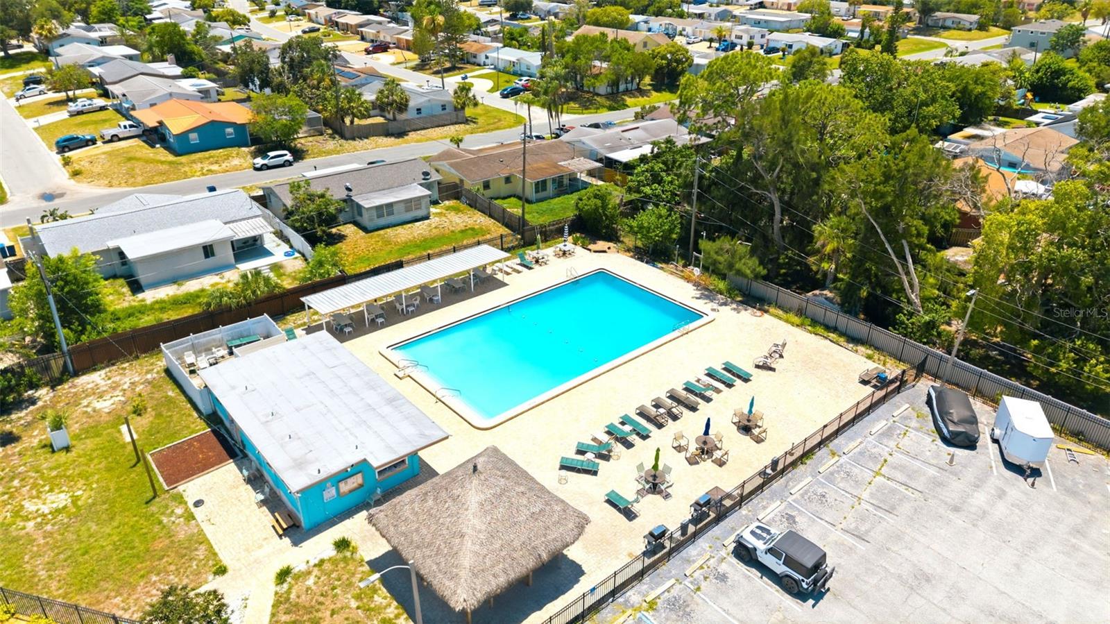 BEACON SQUARE - Residential