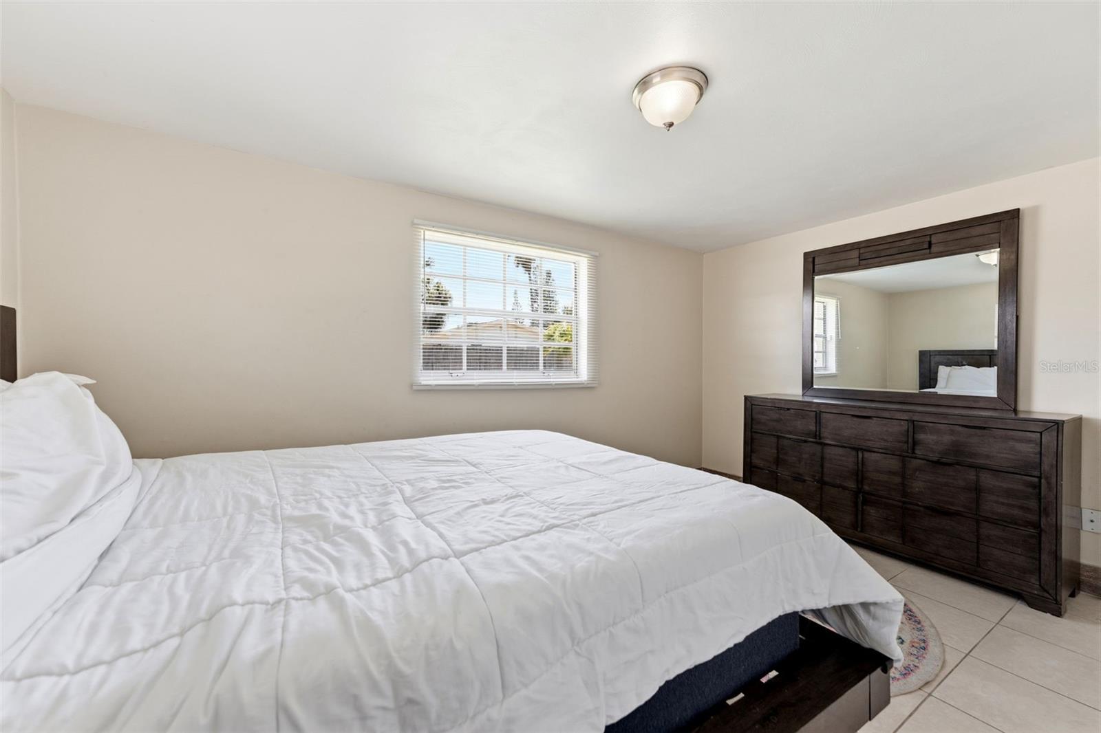 BEACON SQUARE - Residential