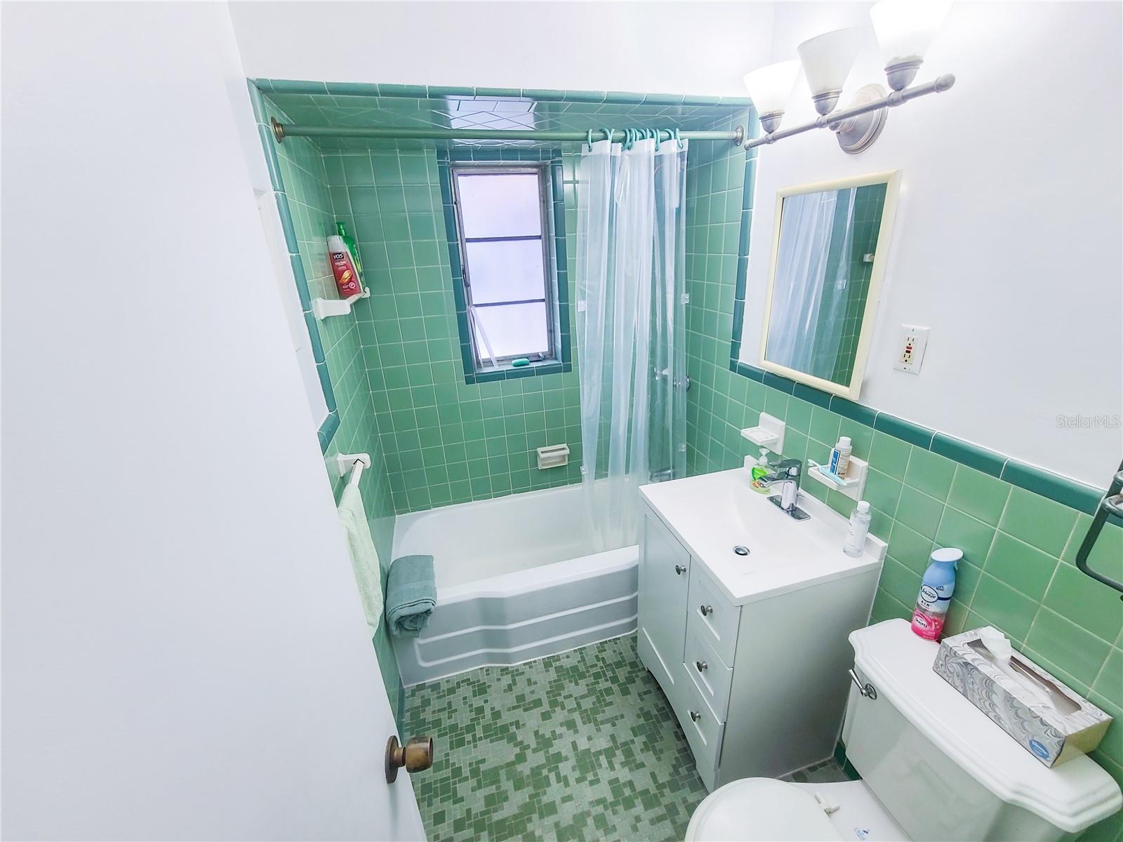 NORTH LAKE WORTH - Residential