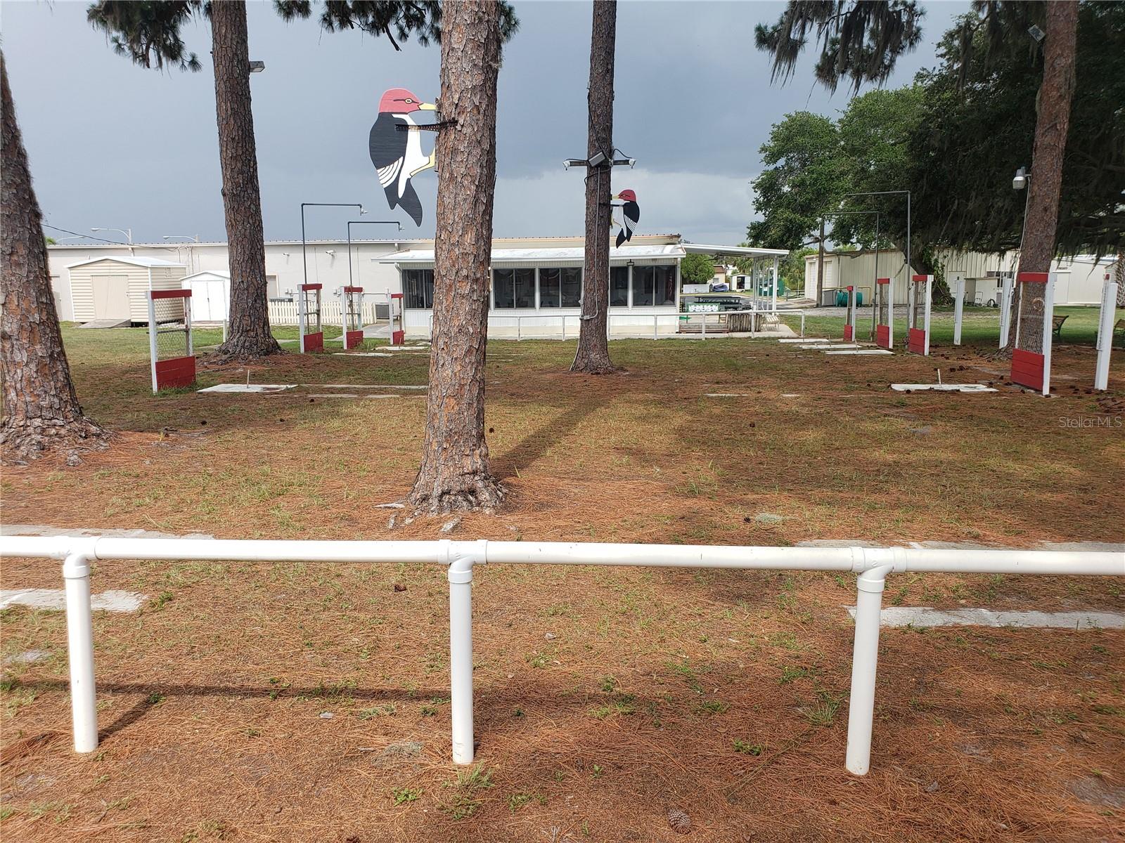 TRI-PAR ESTATES - Land