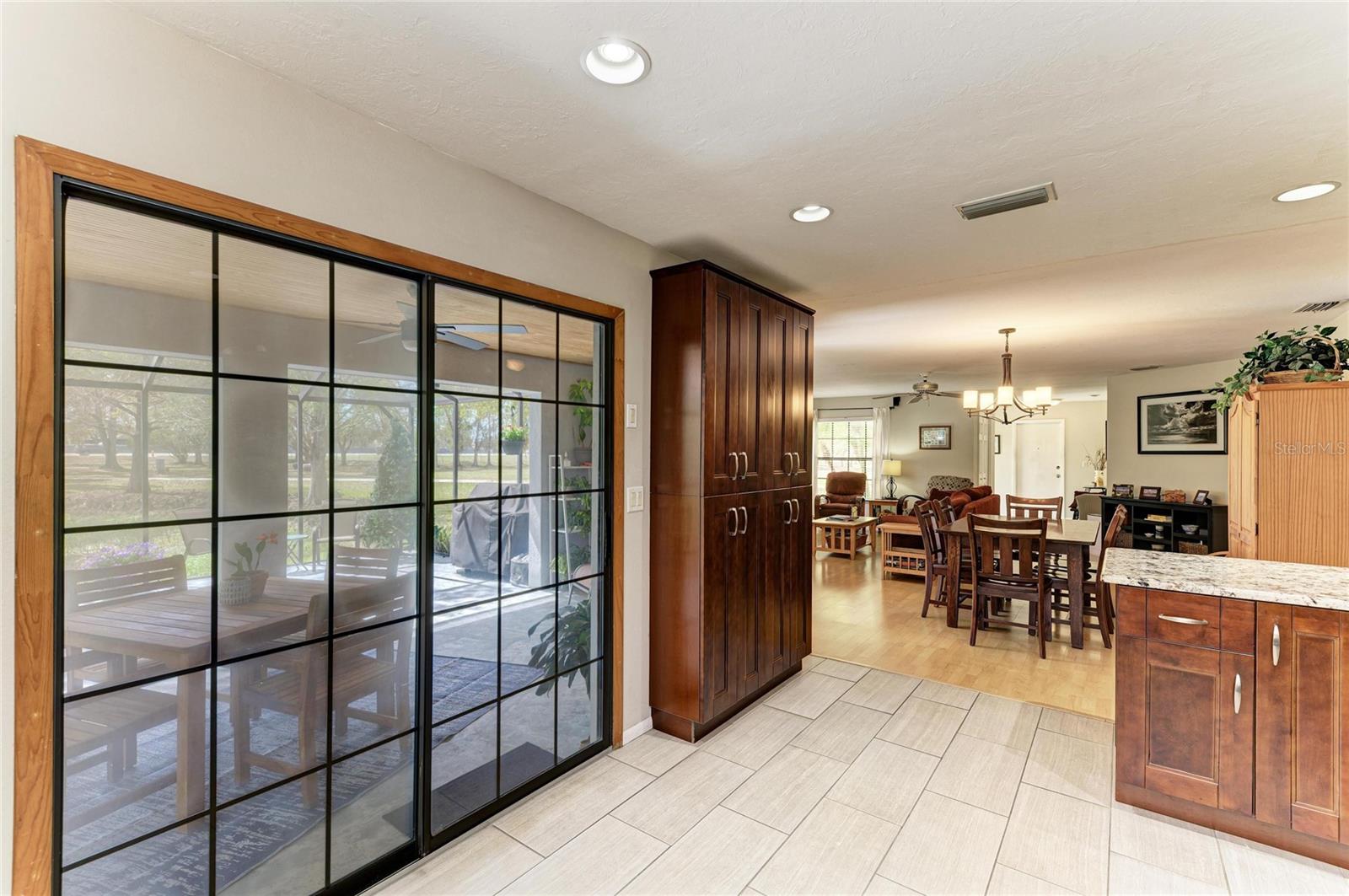 ELWOOD PARK - Residential
