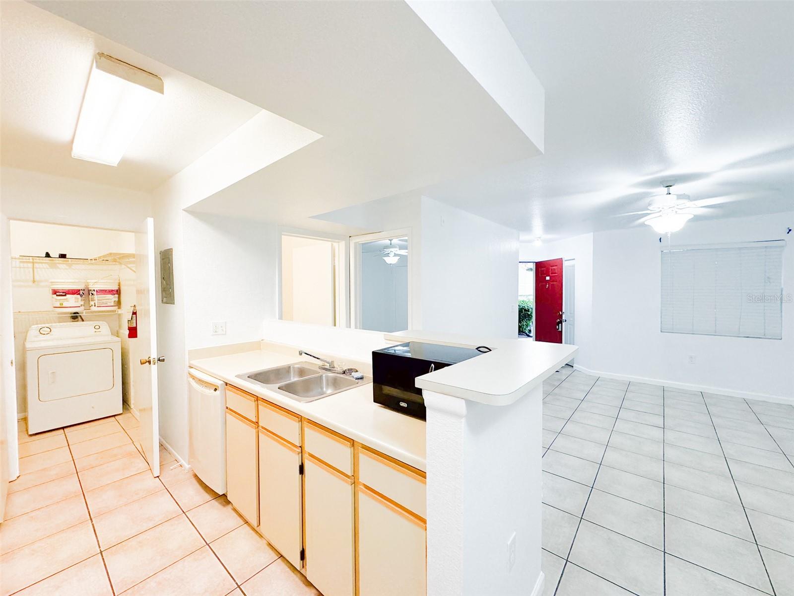 BLOSSOM PARK VILLAS A CONDO - Residential