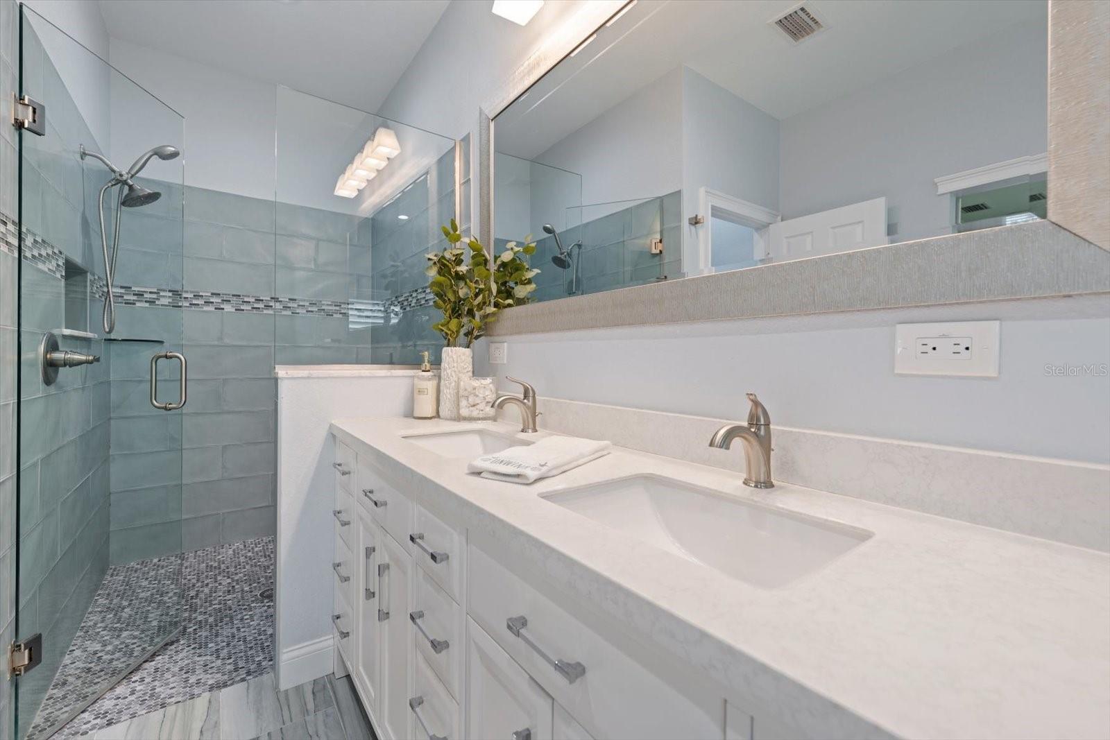 HARBOR BLUFFS SEC 2 - Residential
