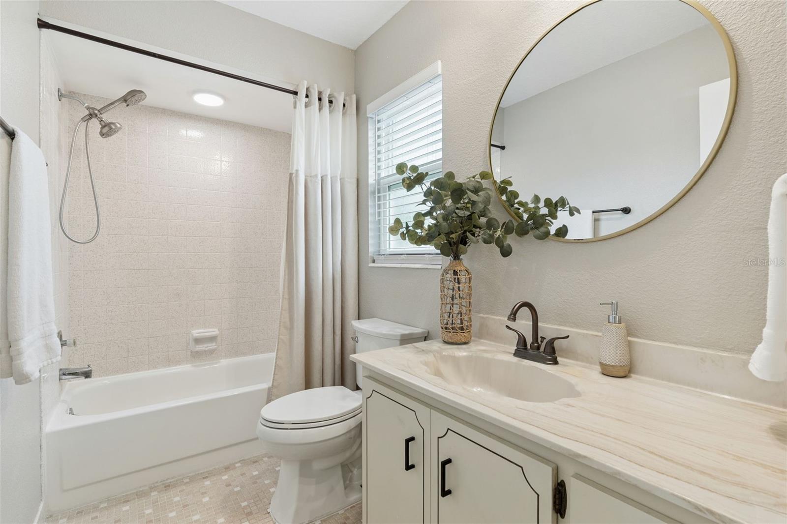 DELTONA LAKES UN 8 - Residential